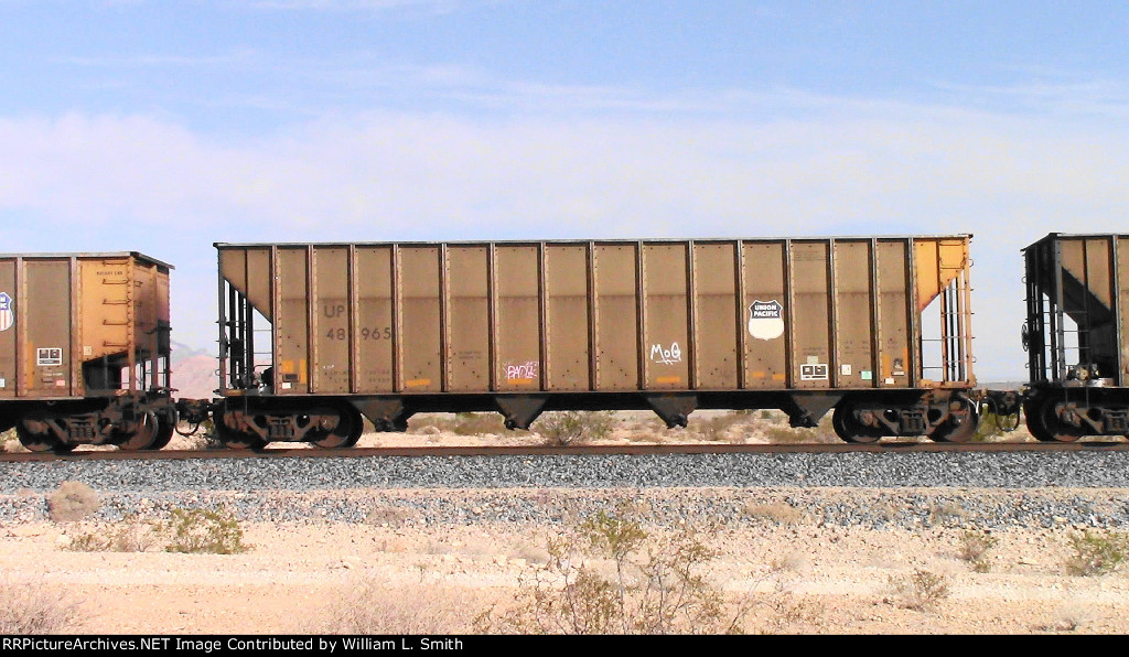 EB Unit Empty Open Hopper Frt at Erie NV -90